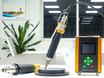 伺服電批加上機(jī)器人視覺，究竟是什么效果？-堅(jiān)豐股份